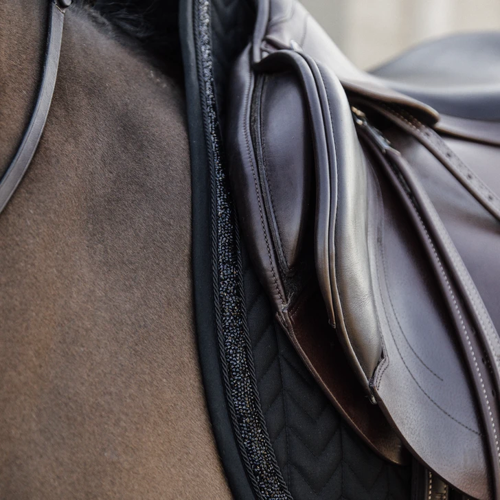Kentucky Glitter Stone Jump Saddle Pad Black 5 Kentucky Glitter Stone Jump Saddle Pad Black - Image 3