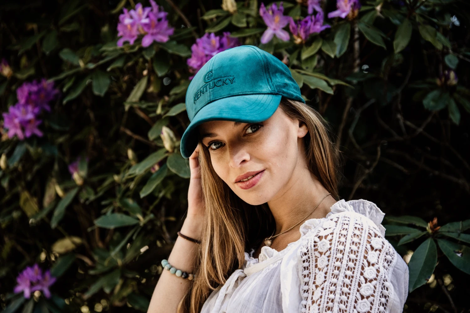 Kentucky Velvet Cap Emerald 4 Kentucky Velvet Cap Emerald - Image 2