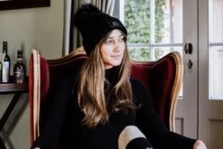 Kentucky Beanie Pompom Black 7 Kentucky Beanie Pompom Black -Equestrian Supply Store 391bf714e3193e05e840e58f06c349242ed60c4ad1157f562801078a82240b6f