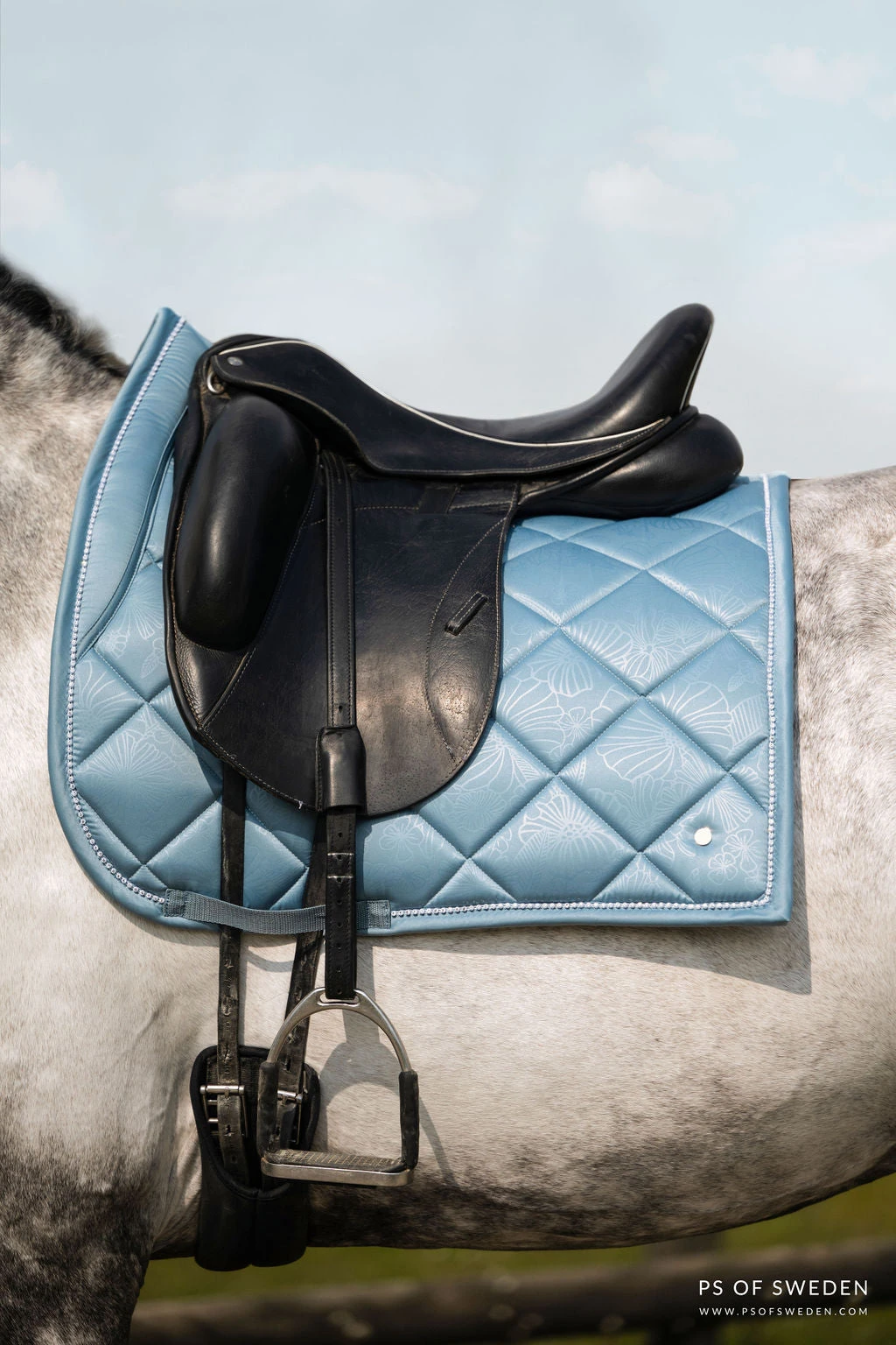 PS Of Sweden Floret Dressage Saddle Pad Aqua 6 PS Of Sweden Floret Dressage Saddle Pad Aqua - Image 4