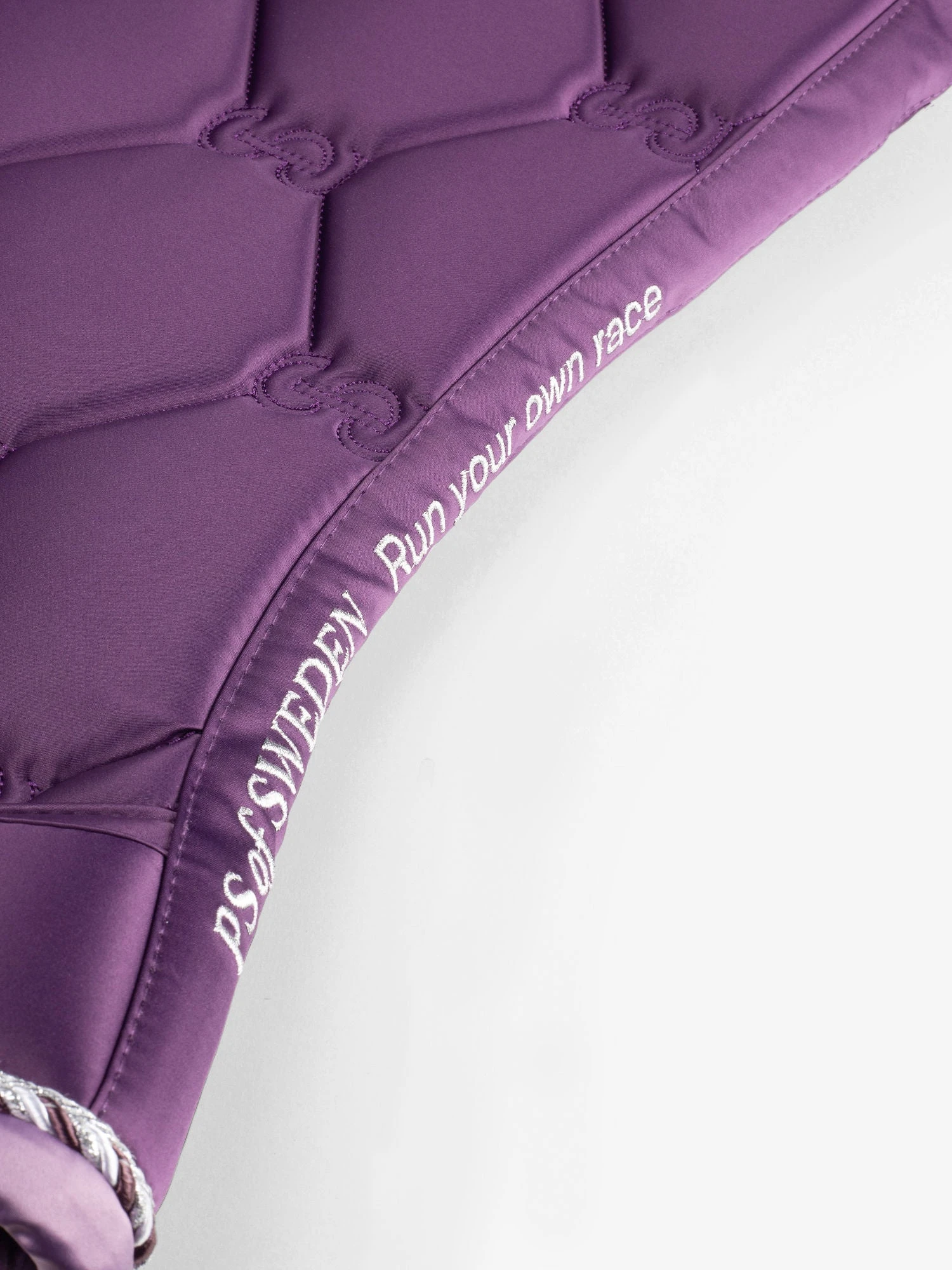 PS Of Sweden Signature Jump Saddle Pad Hortensia 4 PS Of Sweden Signature Jump Saddle Pad Hortensia - Image 2