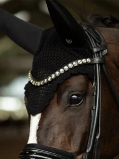 Equestrian Stockholm Padded Ear Bonnet Clean Black 7 Equestrian Stockholm Padded Ear Bonnet Clean Black -Equestrian Supply Store black ear bonnet huva fliegenhaube oornetje 1