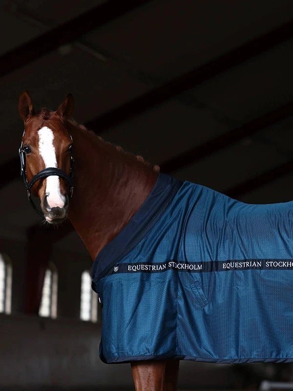 Equestrian Stockholm Cooler Rug Blue Meadow 4 Equestrian Stockholm Cooler Rug Blue Meadow - Image 2