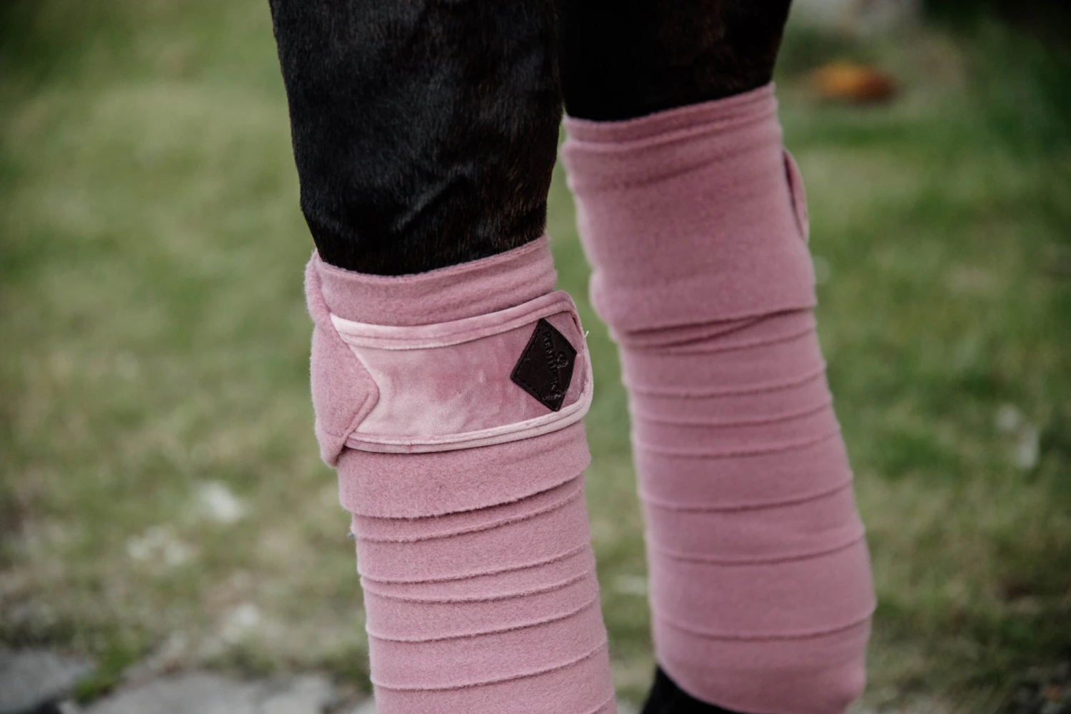 Kentucky Velvet Bandages Old Rose 4 Kentucky Velvet Bandages Old Rose - Image 2