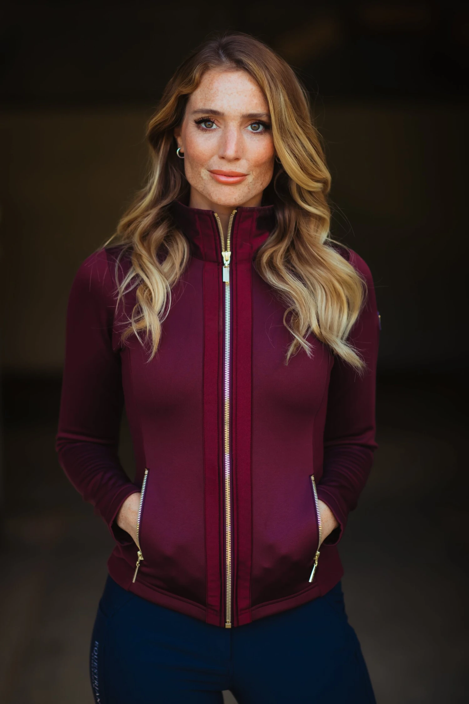 Equestrian Stockholm Fleece Jacket Merlot Crystal Gold 4 Equestrian Stockholm Fleece Jacket Merlot Crystal Gold - Image 2