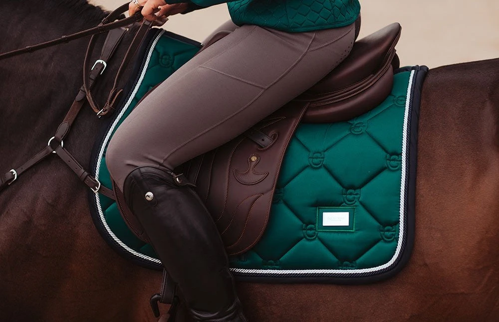 Equestrian Stockholm Jump Saddle Pad Emerald 5 Equestrian Stockholm Jump Saddle Pad Emerald - Image 3