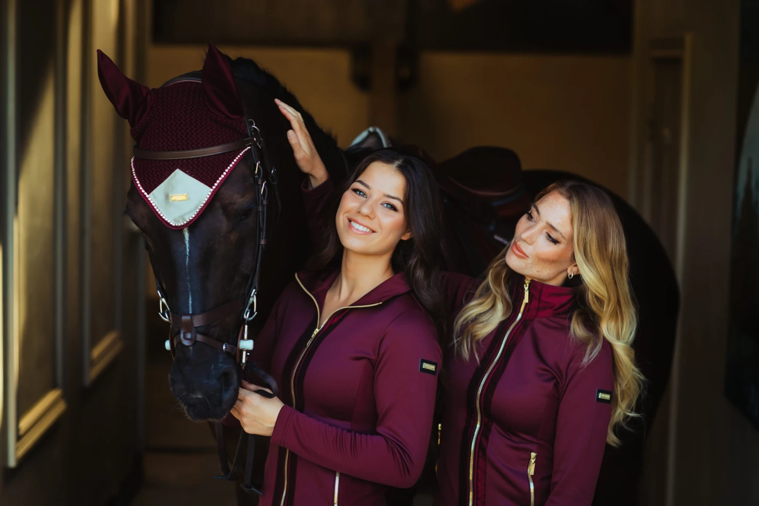 Equestrian Stockholm Fleece Jacket Merlot Crystal Gold 3 Equestrian Stockholm Fleece Jacket Merlot Crystal Gold