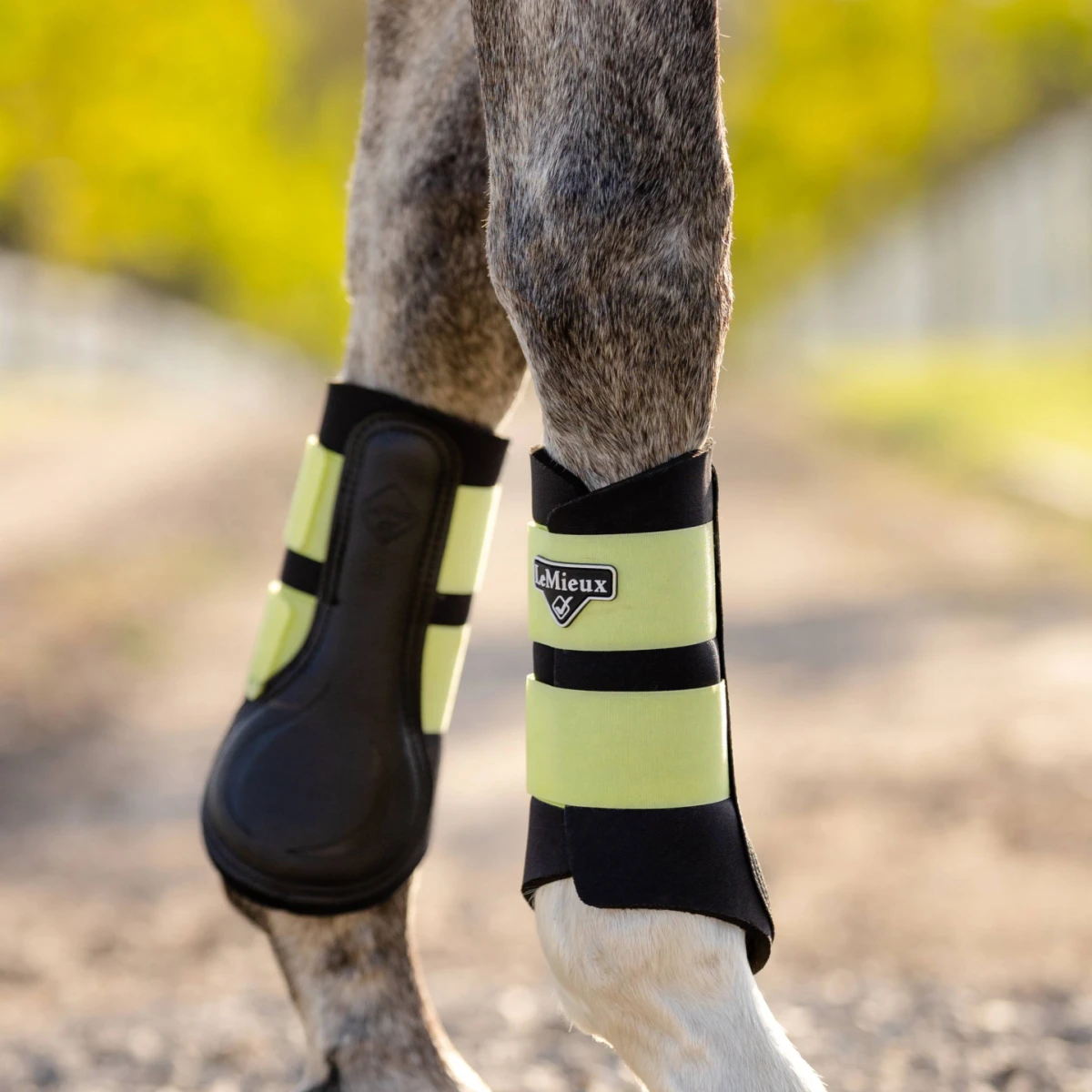 LeMieux Grafter Brushing Boots Kiwi 4 LeMieux Grafter Brushing Boots Kiwi - Image 2