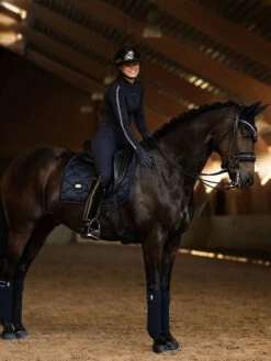 Equestrian Stockholm Dressage Saddle Pad Modern Tech Navy 7 Equestrian Stockholm Dressage Saddle Pad Modern Tech Navy -Equestrian Supply Store modern tech navy dressage saddle pad dressyrschabrak dressurschabracke dressuur zadeldekje on2