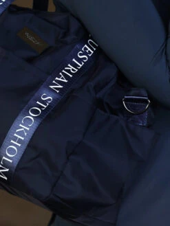Equestrian Stockholm Performance Grooming Bag Navy -Equestrian Supply Store modern tech navy grooming bag ryktvaska on3