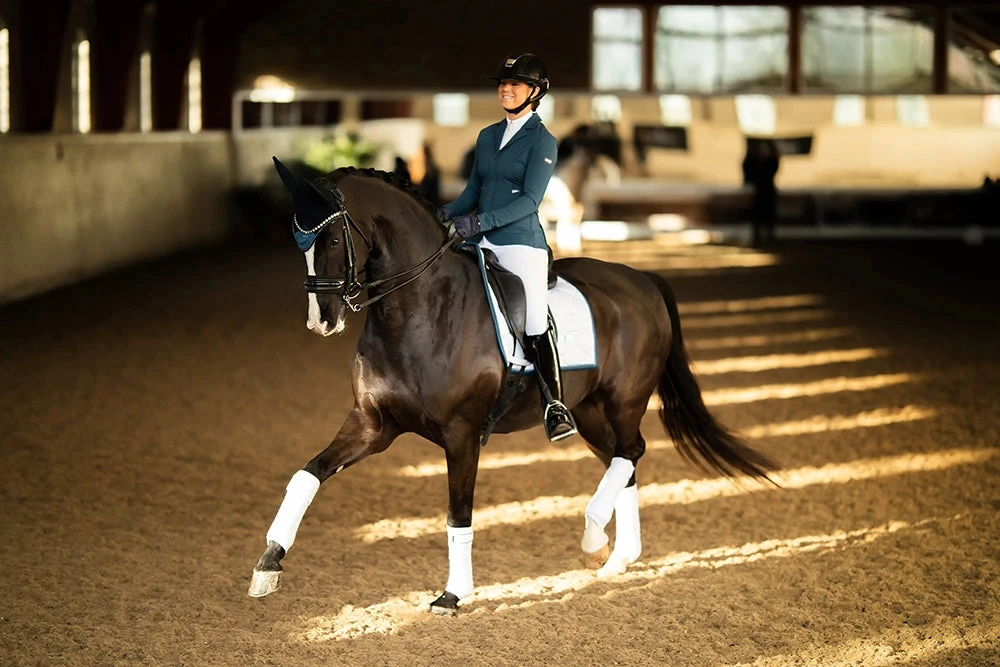 Equestrian Stockholm Bandages White Blue Meadow 4 Equestrian Stockholm Bandages White Blue Meadow - Image 2